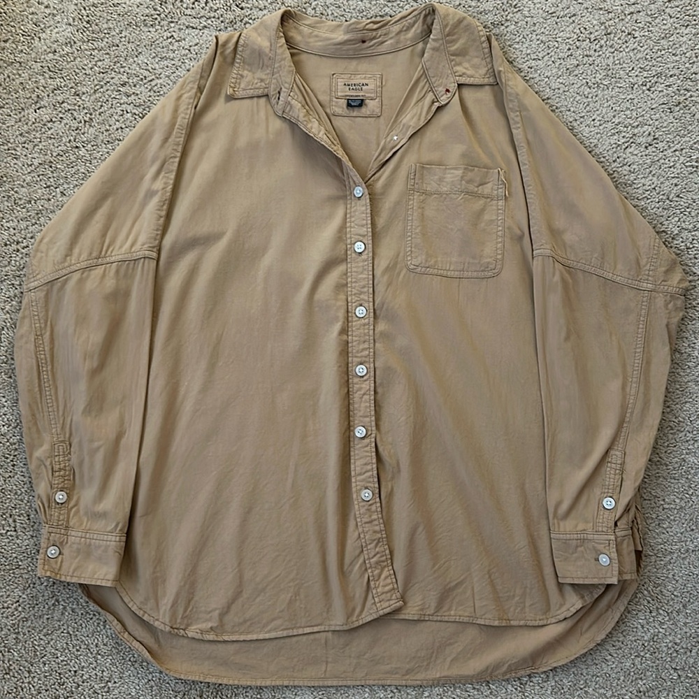 American Eagle tan button down